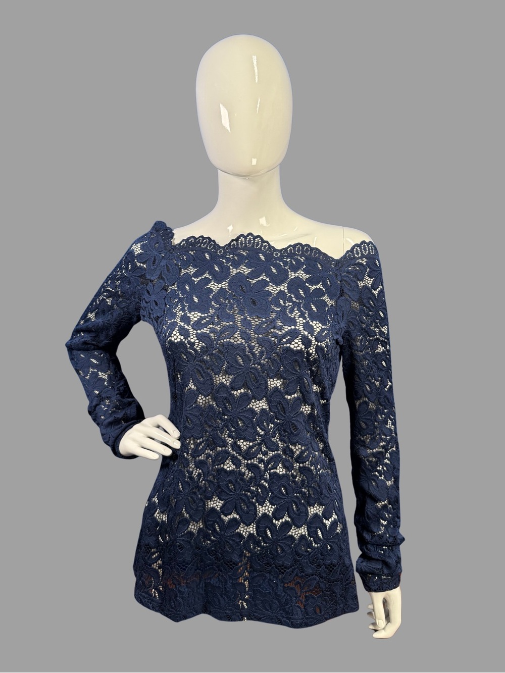 NWT PattyBoutik Navy Boatneck Lace Blouse